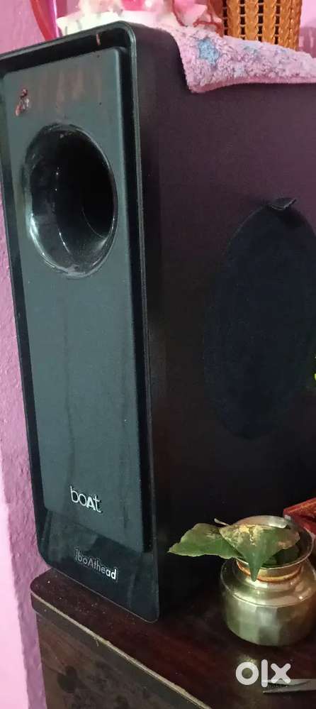 HOME THEATRE 1 YEARS OLD