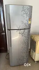 LG DOUBLE DOOR FRIDGE 310 LTR WORKING CONDITION 4 STAR