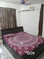 BOYS P G HOUSE IN PARLE POINT