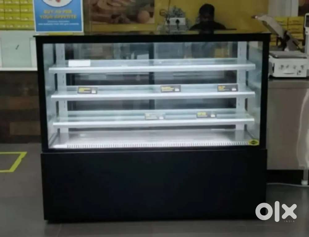 Counter freezer and colddrink freezer