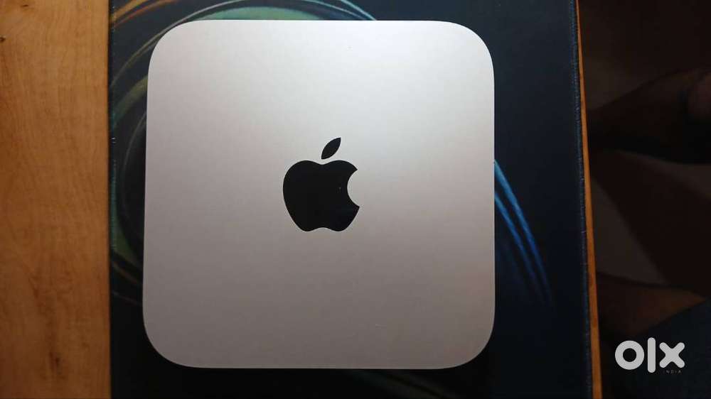 Mac mini m2 pro 16gb RAM 512gb SSD