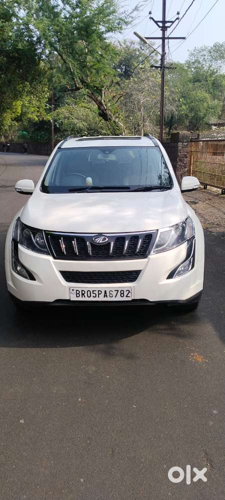 Mahindra XUV500 2.2 W10, 2017, Diesel