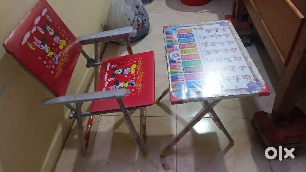 Unused Table Chair set 3 to 8 years