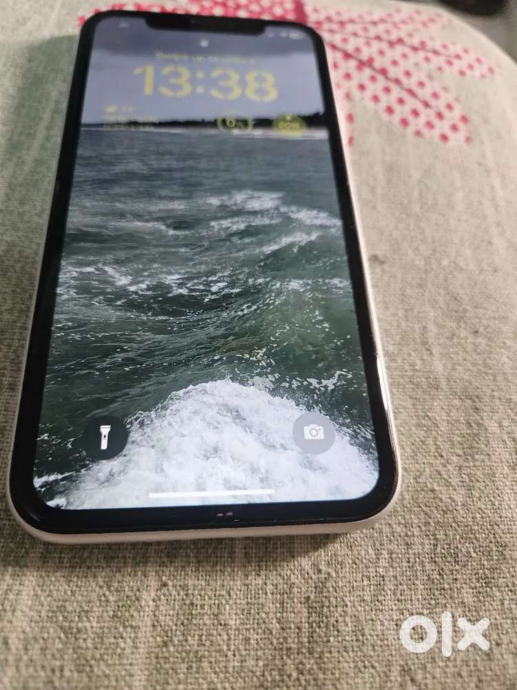 Apple iPhone XR, good condition