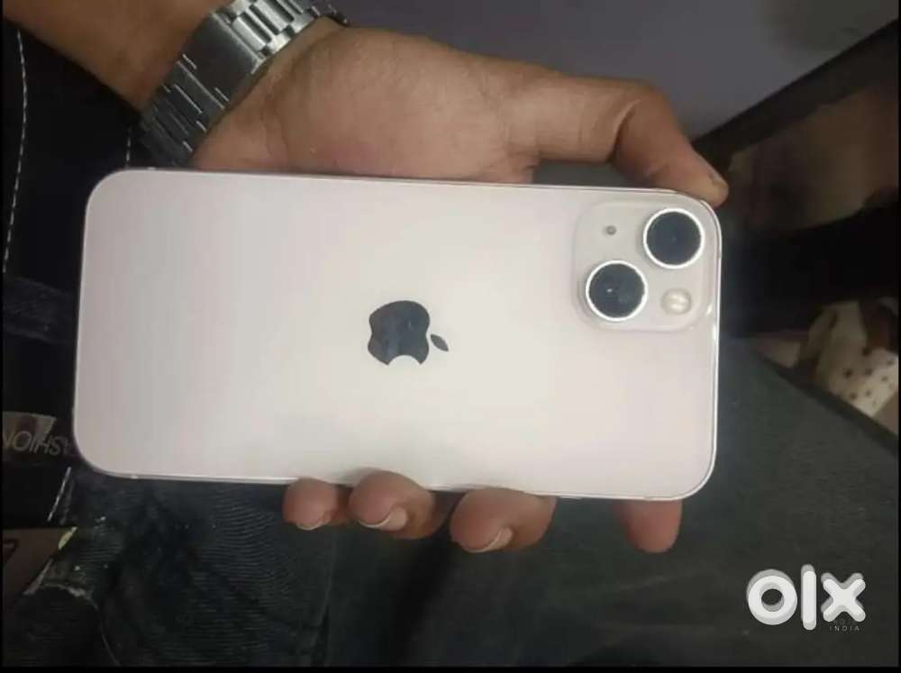 iPhone 13 ( read discription)