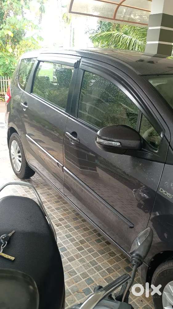 Maruti Suzuki Ertiga 2013 Diesel 146000 Km Driven
