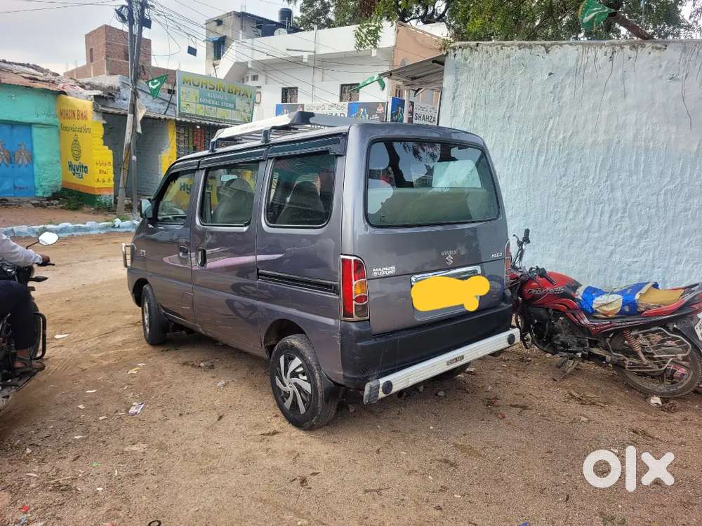 Good luck  school  van  raddy to move