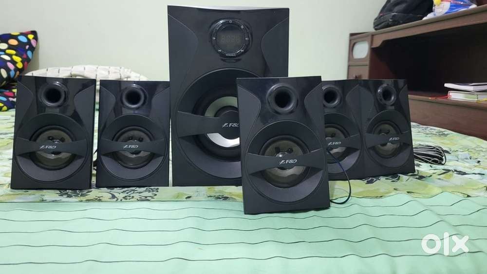 Selling my sparley used f&d speaker in good condition