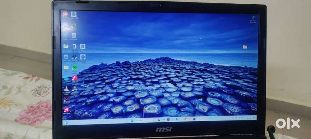 MSI GL73 8SE 17in RTX 2060
