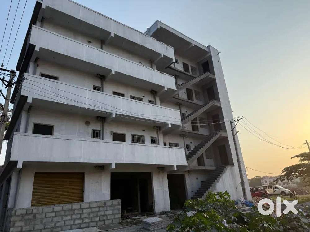 New building 1.75 company rental sale price 3cr Electronic City