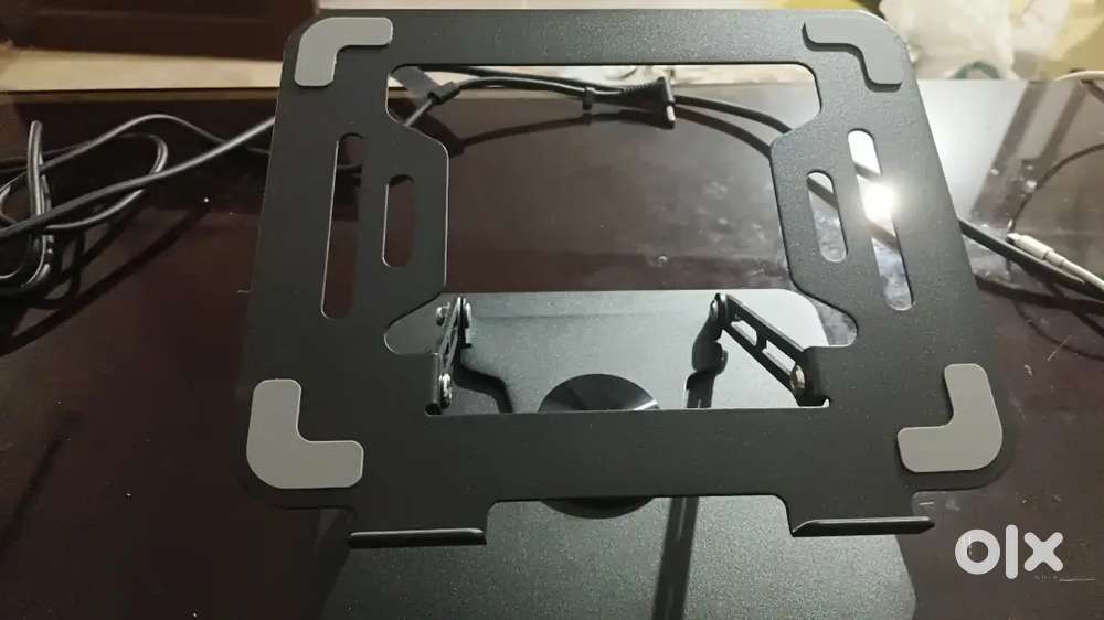 ZEBRONICS LAPTOP STAND
