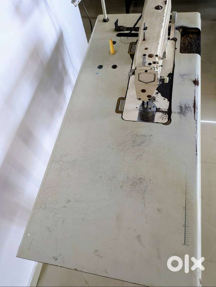sewing machine industrial