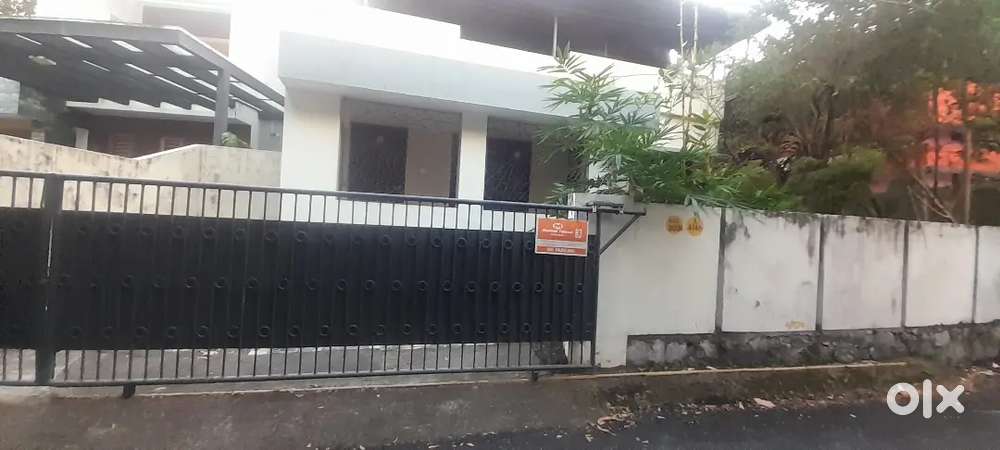 Room sharing for ladies