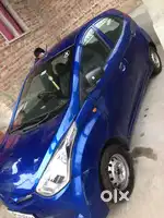 Agle tyre naye hai pichhle donon 70% Hain ac chalu hai good condition