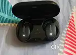 BOSE comfort Quid sport earbuds.
