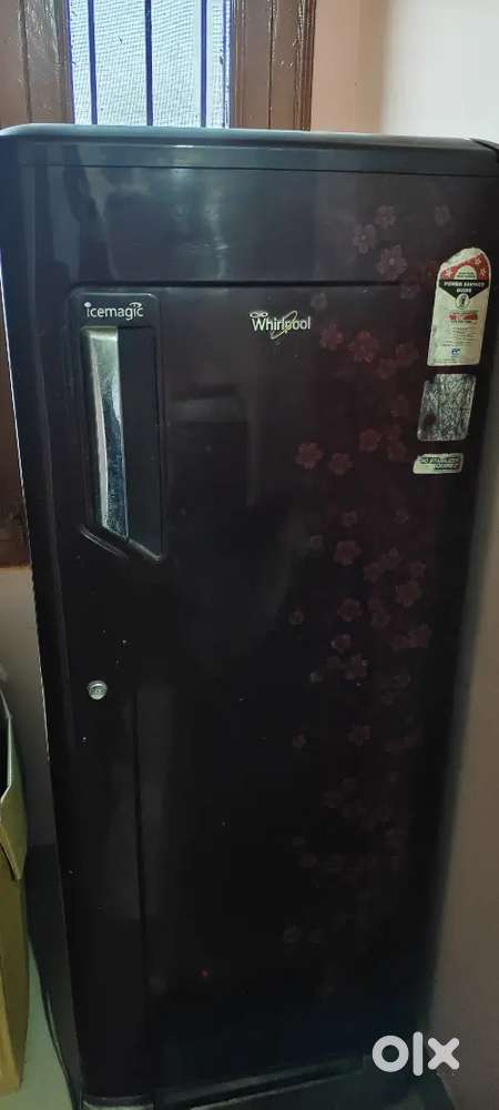 Whirlpool,2016,215 lt capacity