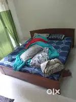 King size palang (gadda nahi) , zuari brand, niche lohe ka frame