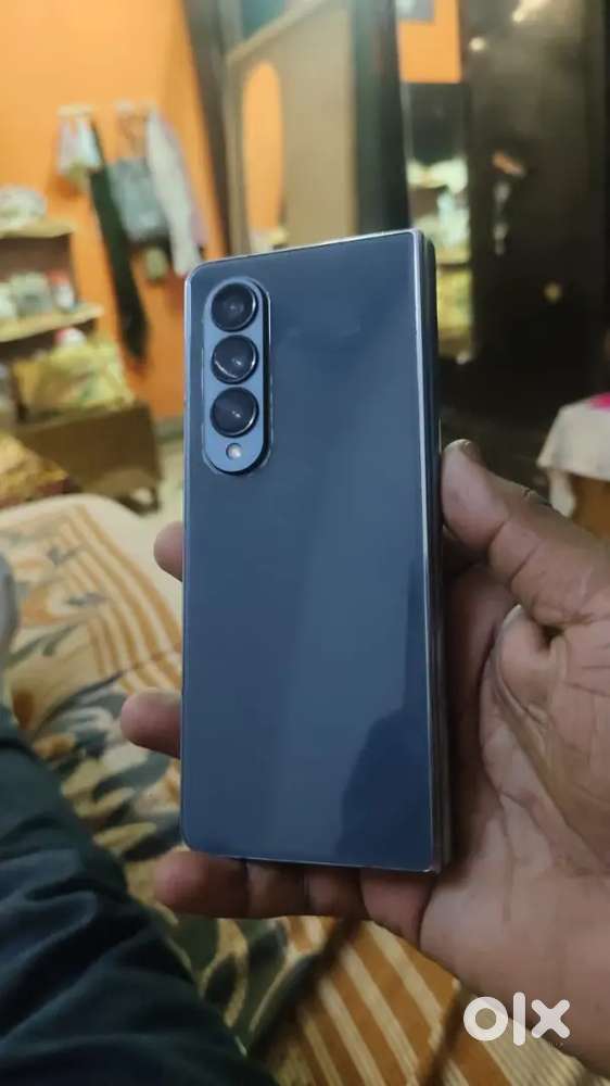 Samsung galaxy z4 new connection no scratches