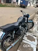 gaadi me kuch kaam nhi he ek Kick start hoti hai.