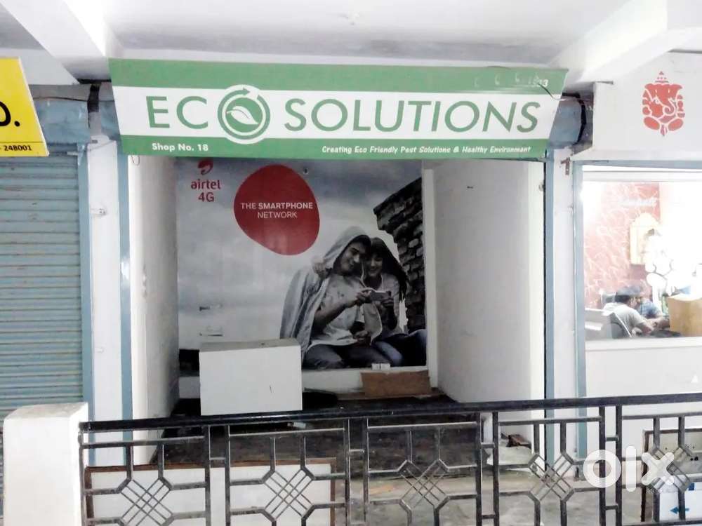 Shop 4 rent near saharanpur chok kanwali road with almuniyam fram door