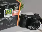 Sony A6400 Under 1 year (Bill,Box,charger) all