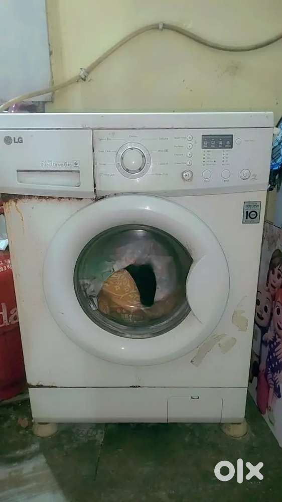 LG 6 KG FRONT LOAD WASHING MACHINE