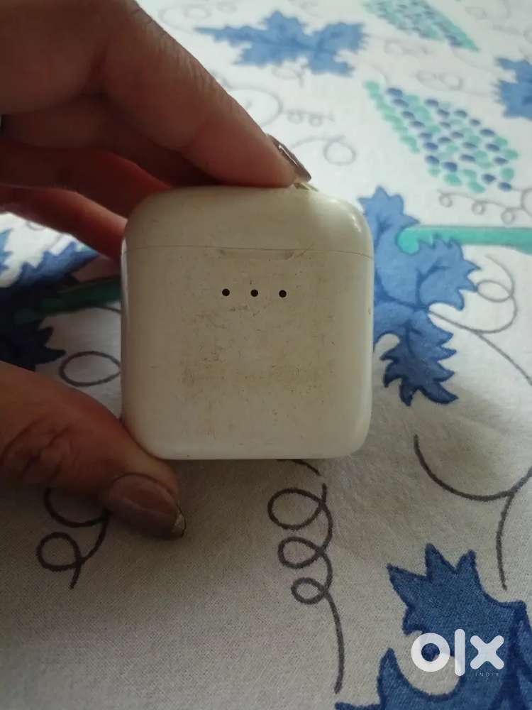 Selling Airdopes 131