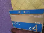 Samsung  TV 32 INCH pendrive used