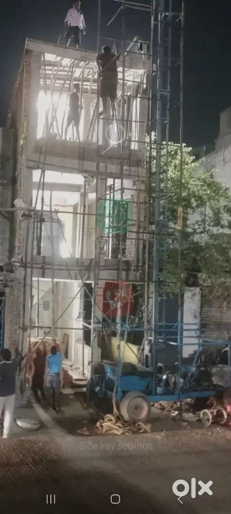 Road facing shop in kodambakkam for shops