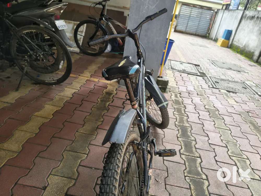 Acche condition mein hai mujhe argent bechna Hai