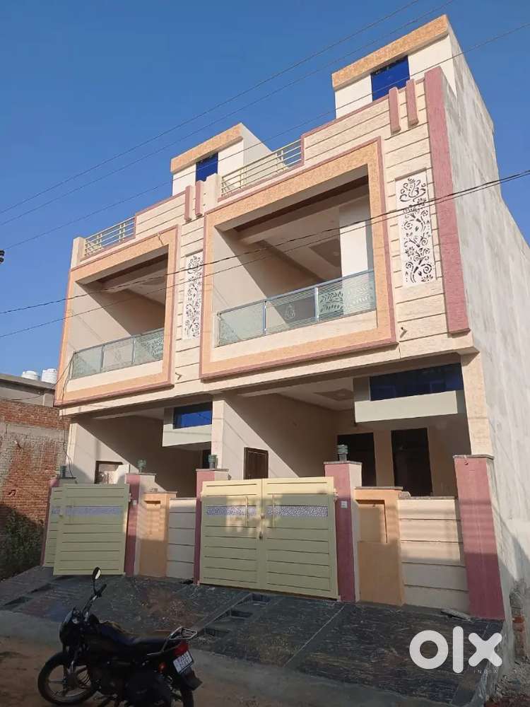 4 Bhk 2 किचन हातोज, शानदार बड़ी बालकनी  विला
