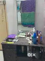Dressing table with mirror in Sheesham wood