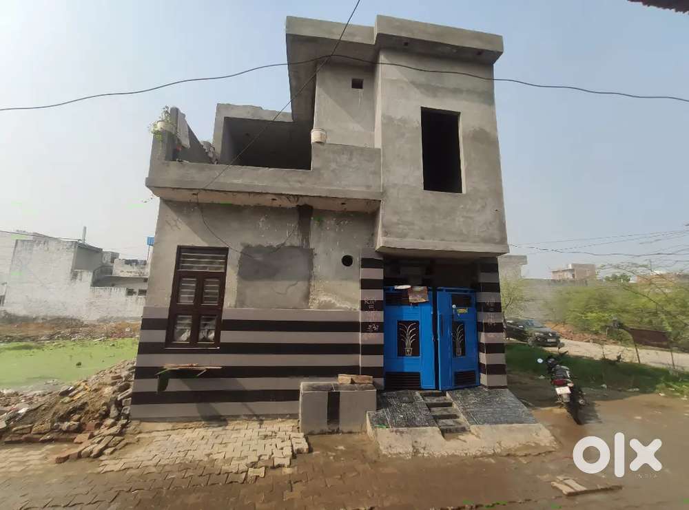 Home is good location 80 gaj
Adress sastri nagar Hisar