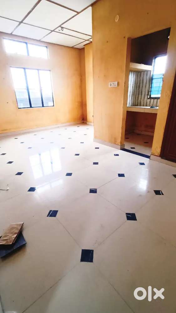 Single room with attached kitchen and bathroom for single male