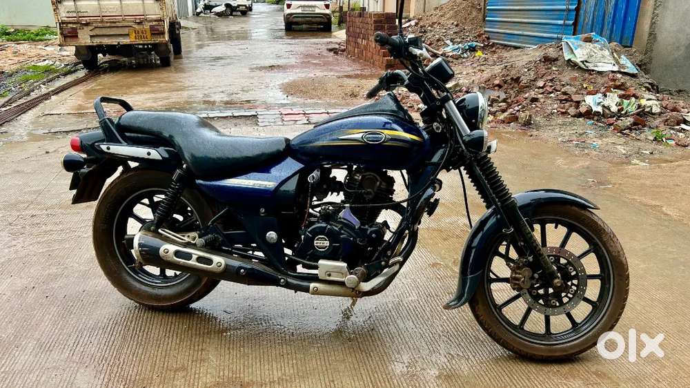 Bajaj Avenger 150 Good Condition only used for office use