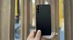 Nice condition S22 5g 8gb 128gb flagship just 11 months old