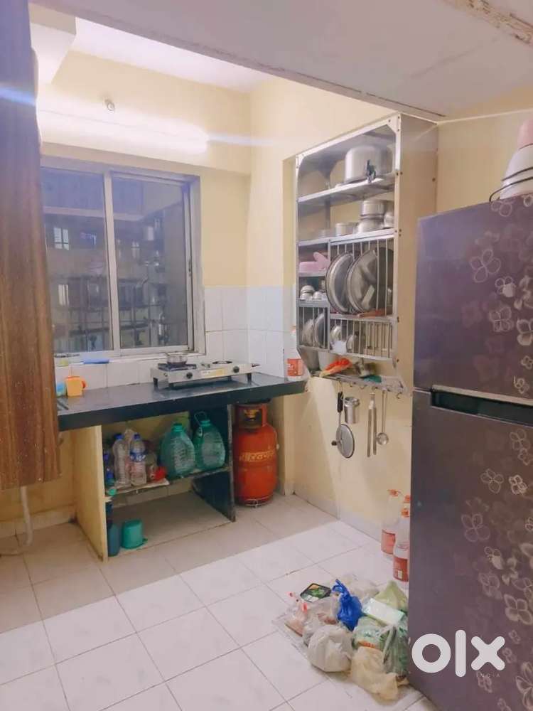 Looking for female roommate