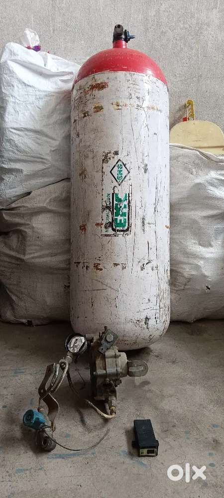 2PcsNewTyreRimCNG Cylinder,CNG PressureGauzeRegulater,CNGSwitchButton