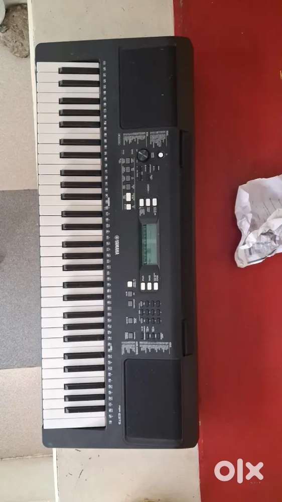 Keyboard Yamha PSRE373