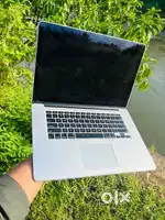 macbook pro i7