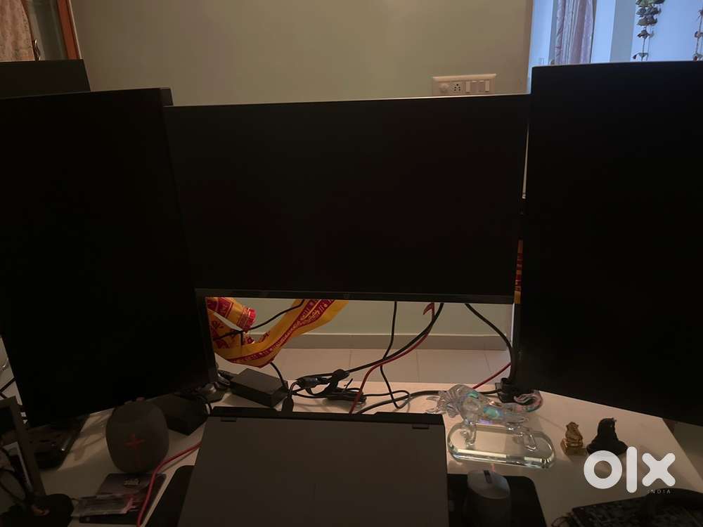 3 Oneplus 24 inch monitor under warranty with bill box