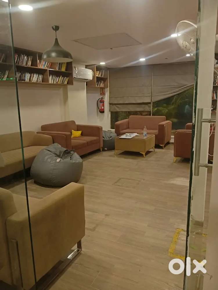 3time food ,gym,library, safe and comfortable pg in gurugaon