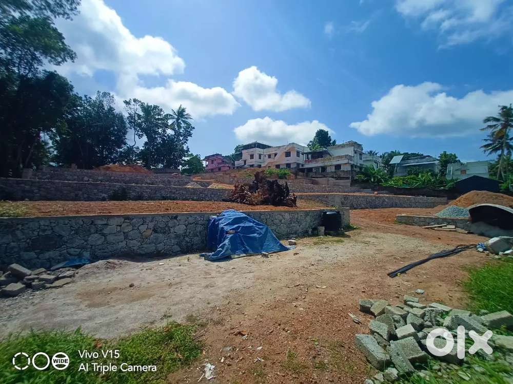 100 METERS FROM BYPASS KAZHAKOOTTAM CHANTHAVILA