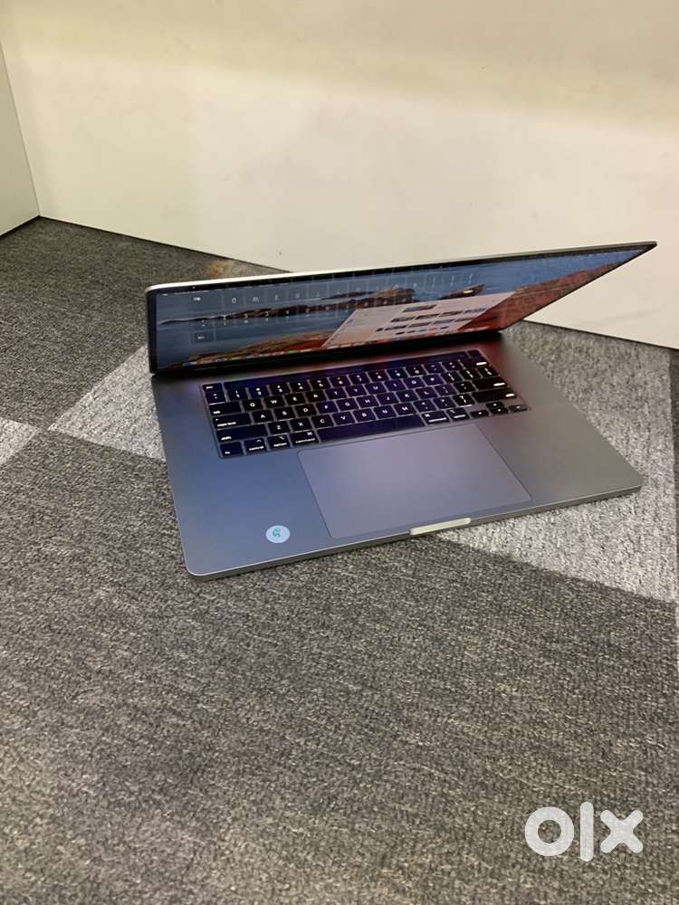 macbook pro A2141/16inch/2019/Core i7/32GB RAM/512GB SSD/Working Good