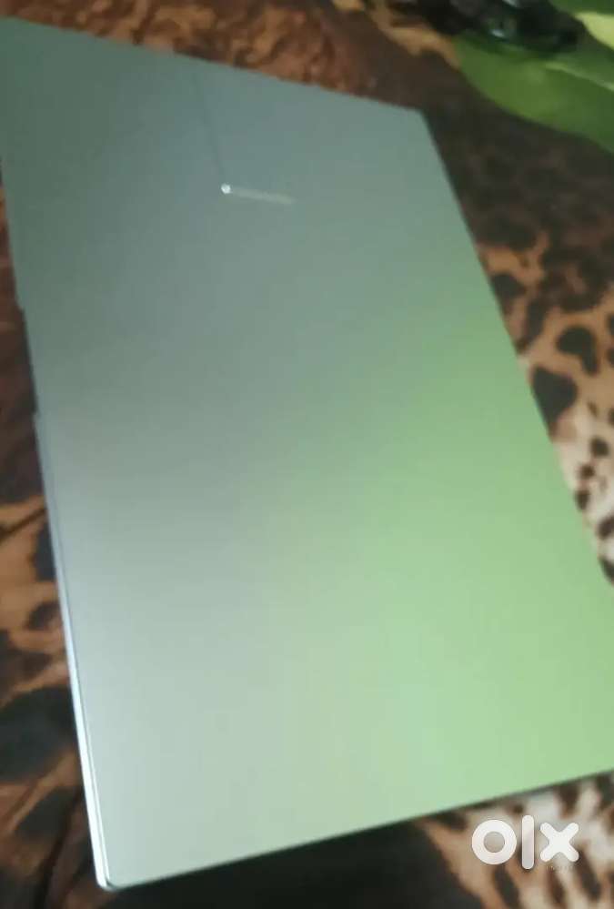 ASUS E1504FA-NJ131WS LAPTOP