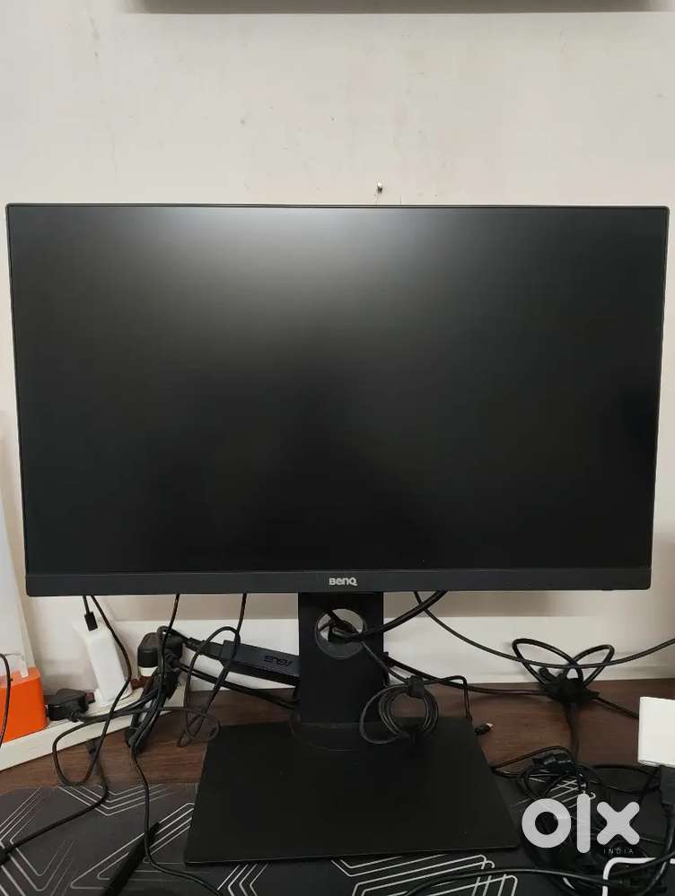 BENQ Monitor - 24 inch