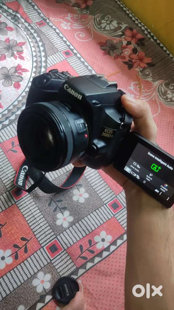 CANON 200D II MARK 2 WITH 50MM PRIME LENS