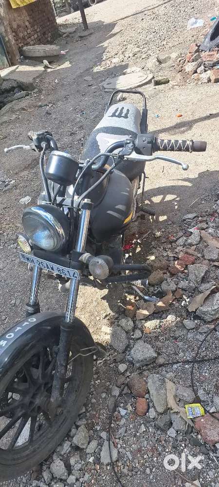 Avenger street 150 good condition  150cc engine hsrp number plet New