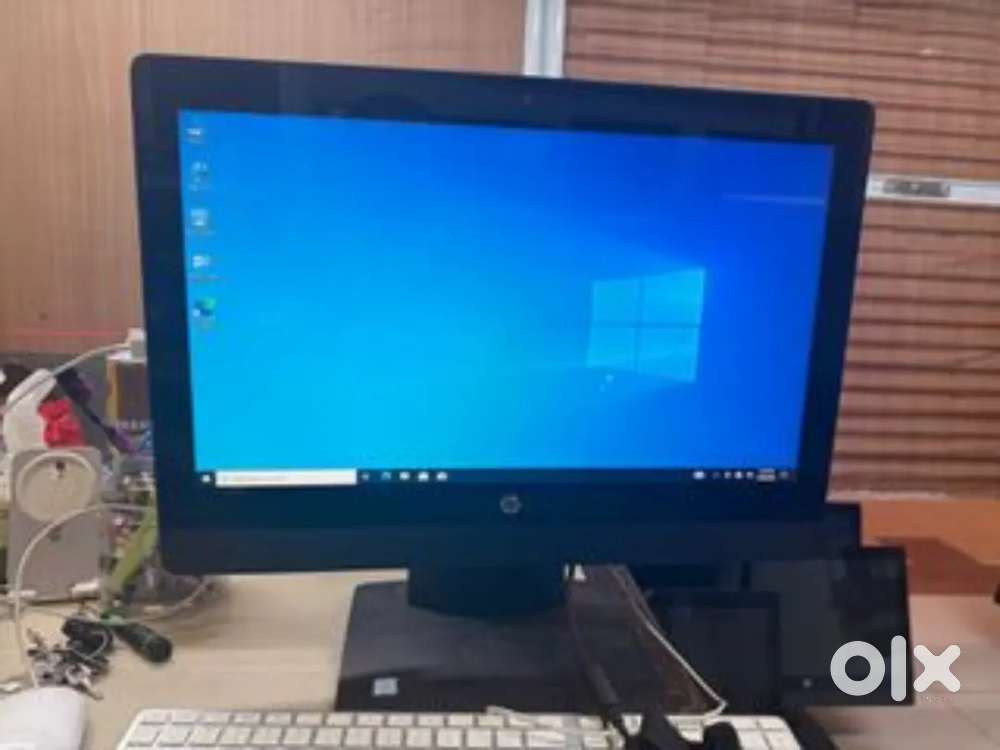 Computer set Cpu and led and key board and mouse and cable and vga