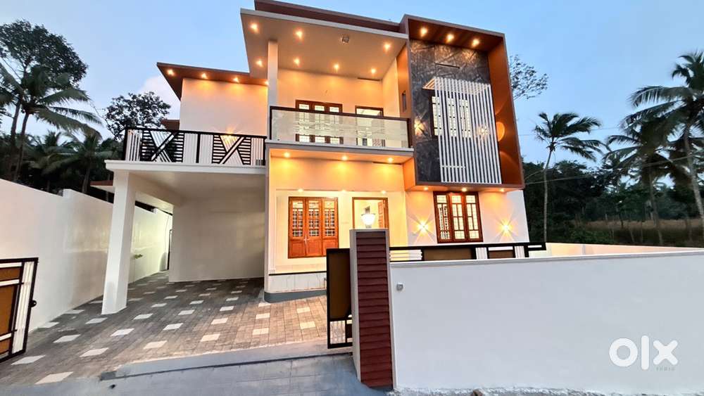 NEW HOUSE FOR SALE NEAR CHENKOTTUKONAM